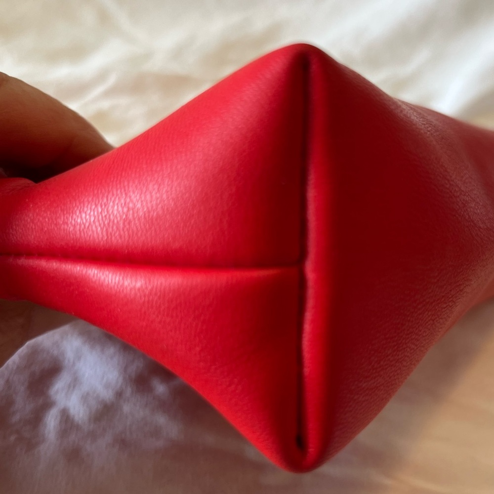 Red CHANEL Faux Leather Makeup Purse - Picture 4 of 9